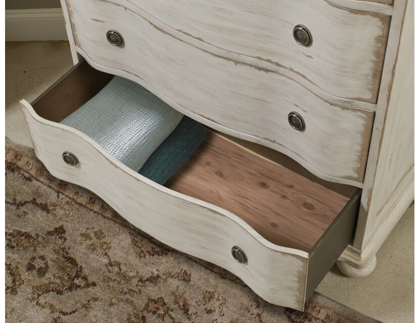 HELENE FIVE DRAWER CHEST - CRÈME Room Scene 3